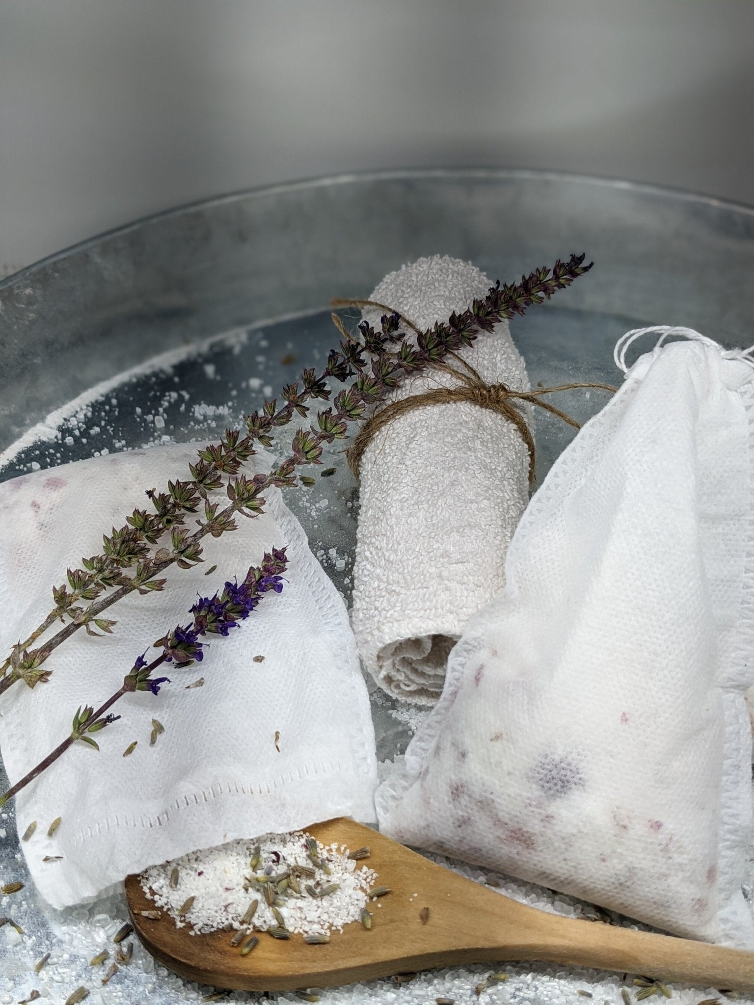 BATH TEA | Lavender Lullaby - LAVENDER AND WATER